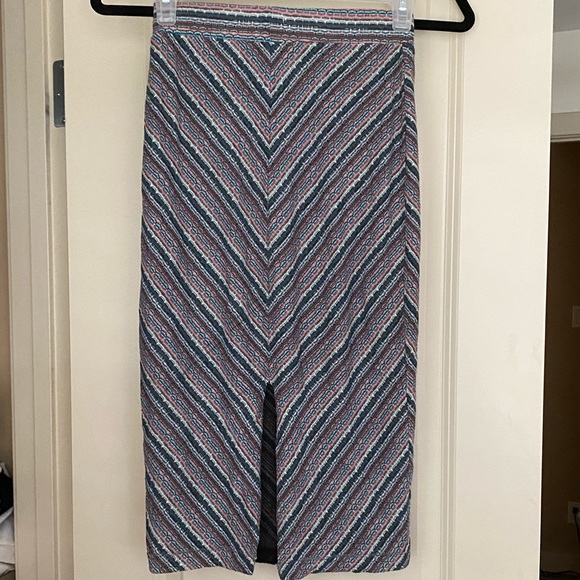 Silence + Noise Pencil Skirt - Picture 6 of 6